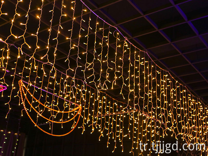 Icicle Lights Outdoor